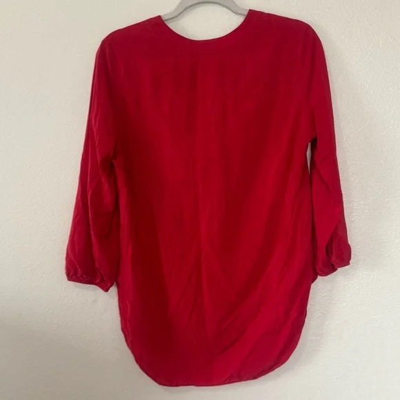 Amanda Uprichard Red 100% Silk Blouse Top Pullover V Neck 3/4 Sleeve M - Picture 2 of 6
